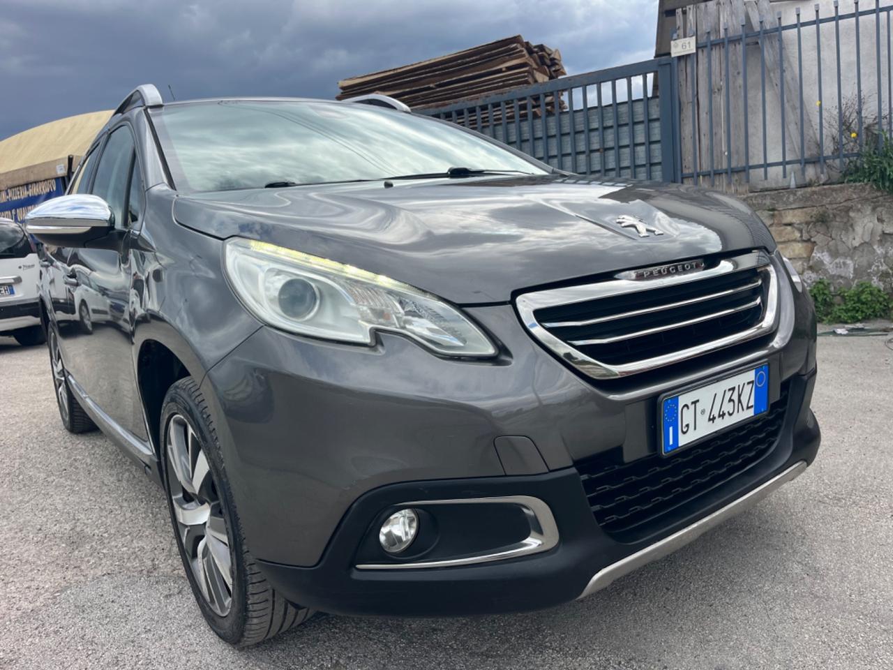 Peugeot 2008 1.6 e-HDi 92 CV Stop&Start Urban Cross