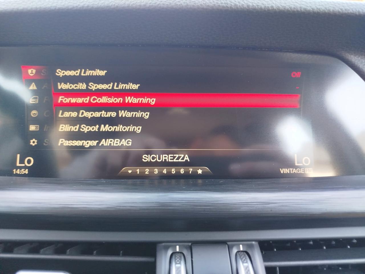 Stelvio 2.2 -180cv AT8 UNIPRO-CRONO TAGLIANDI- DISTRIBUZIONE FATTA-GARANZIA 12 MESI