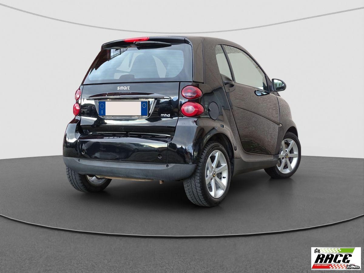 SMART - Fortwo - 1000 52 kW MHD coupé passion