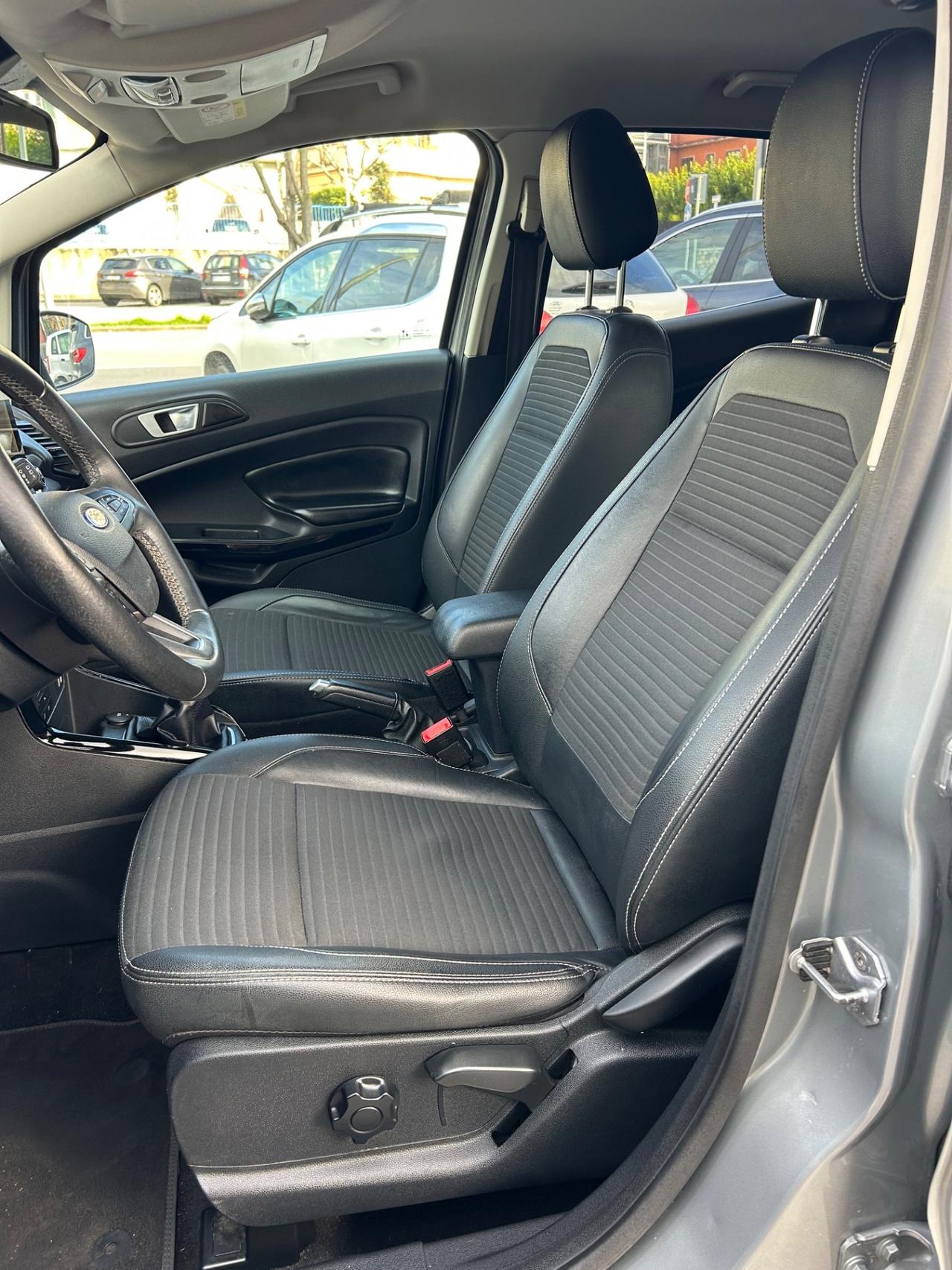 Ford EcoSport 1.5 Ecoblue 95 CV ST-Line Black 2020