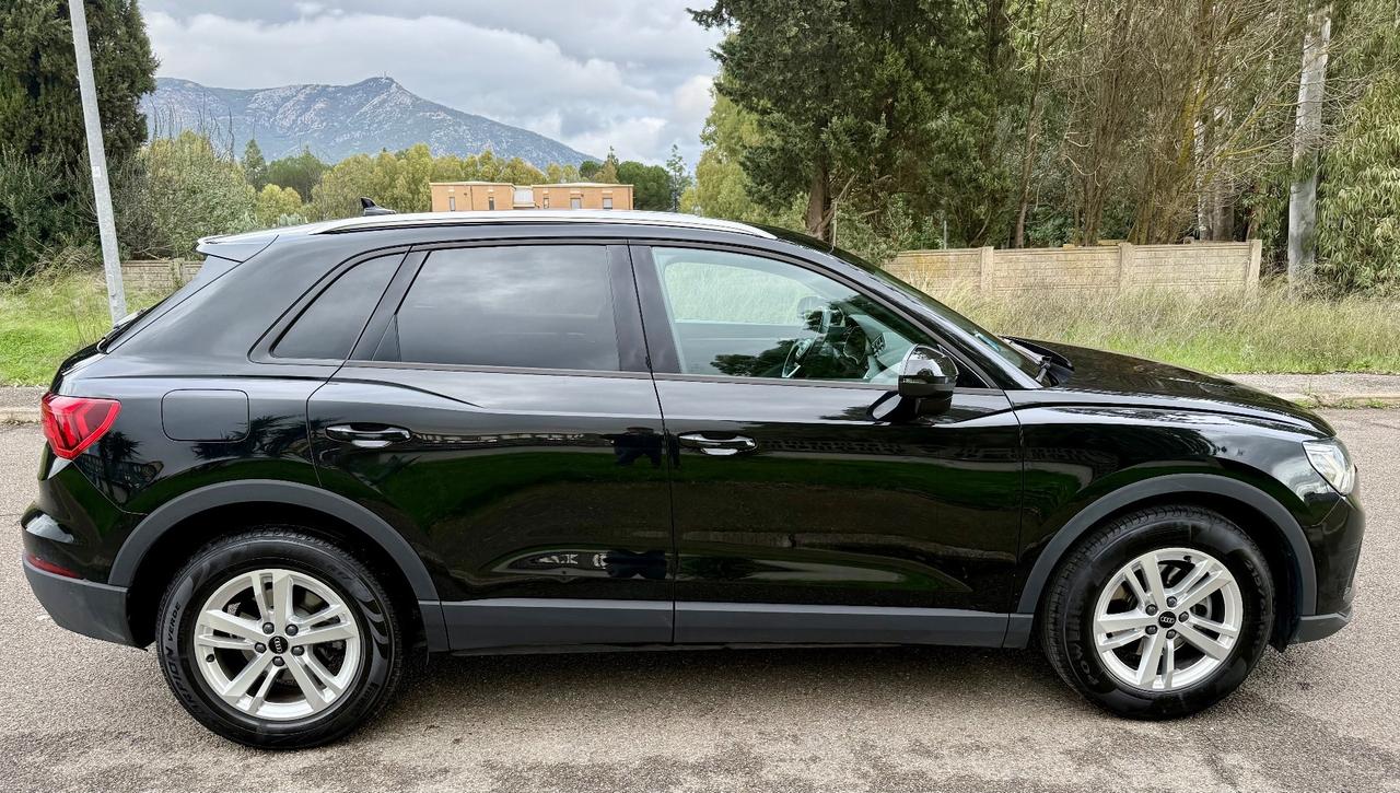 Audi Q3 35 TDI S tronic Business Advanced