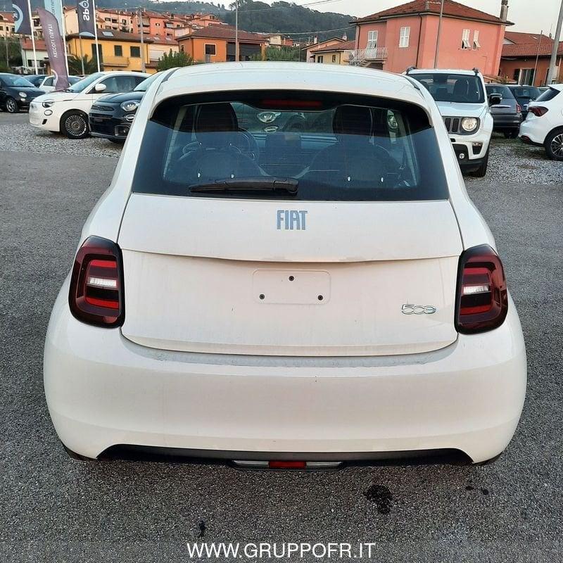 FIAT 500 Action Berlina 190 24 KWH