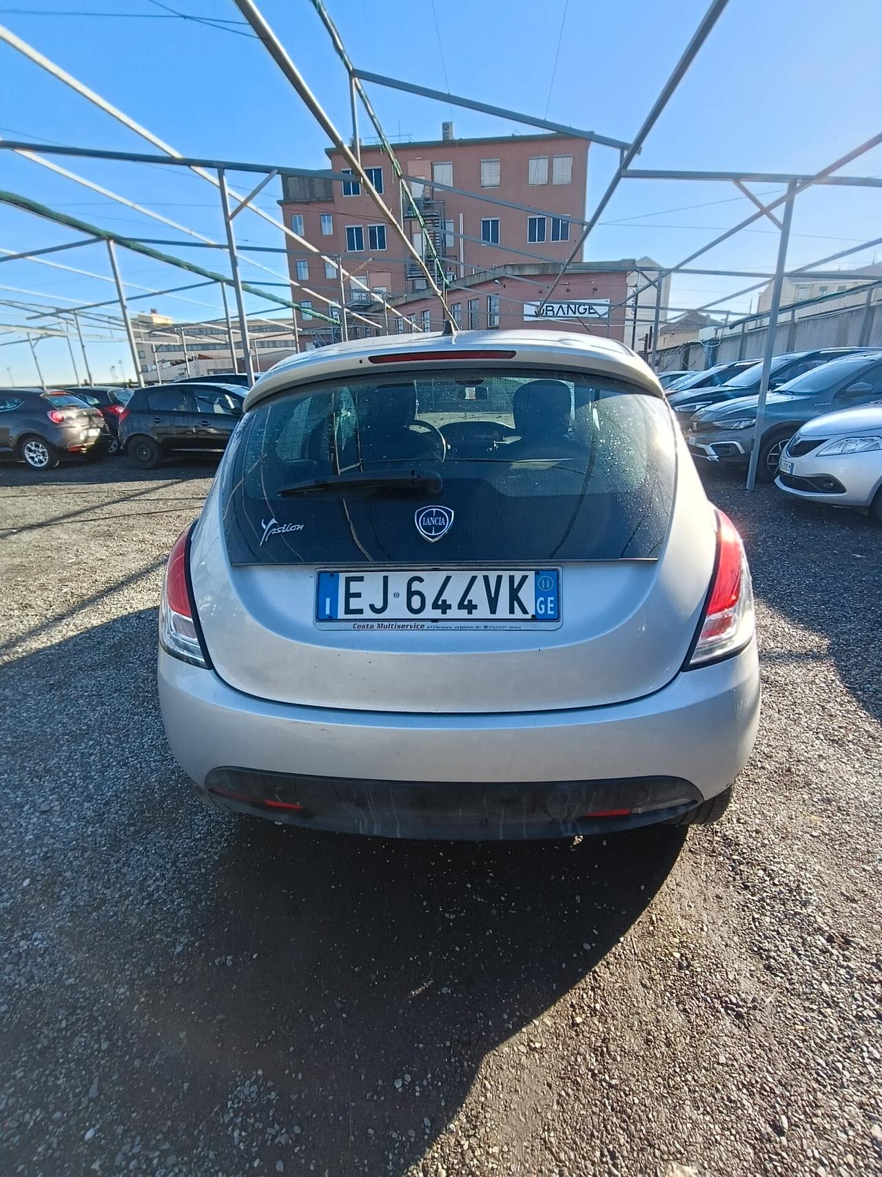 Lancia Ypsilon 1.2 69 CV 5 porte S&S Platinum