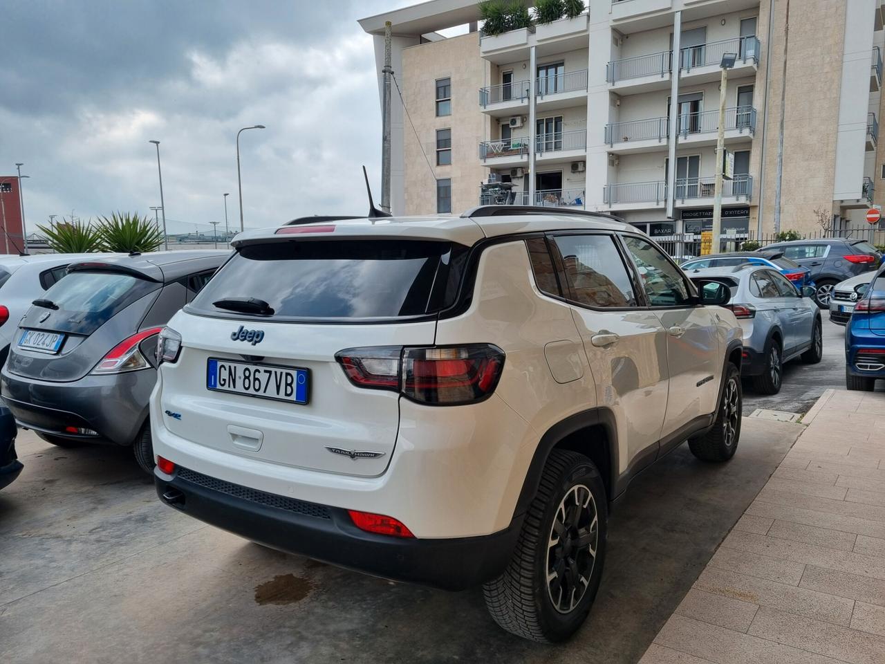 Jeep Compass 1.3 Turbo T4 240 CV PHEV AT6 4xe Trailhawk