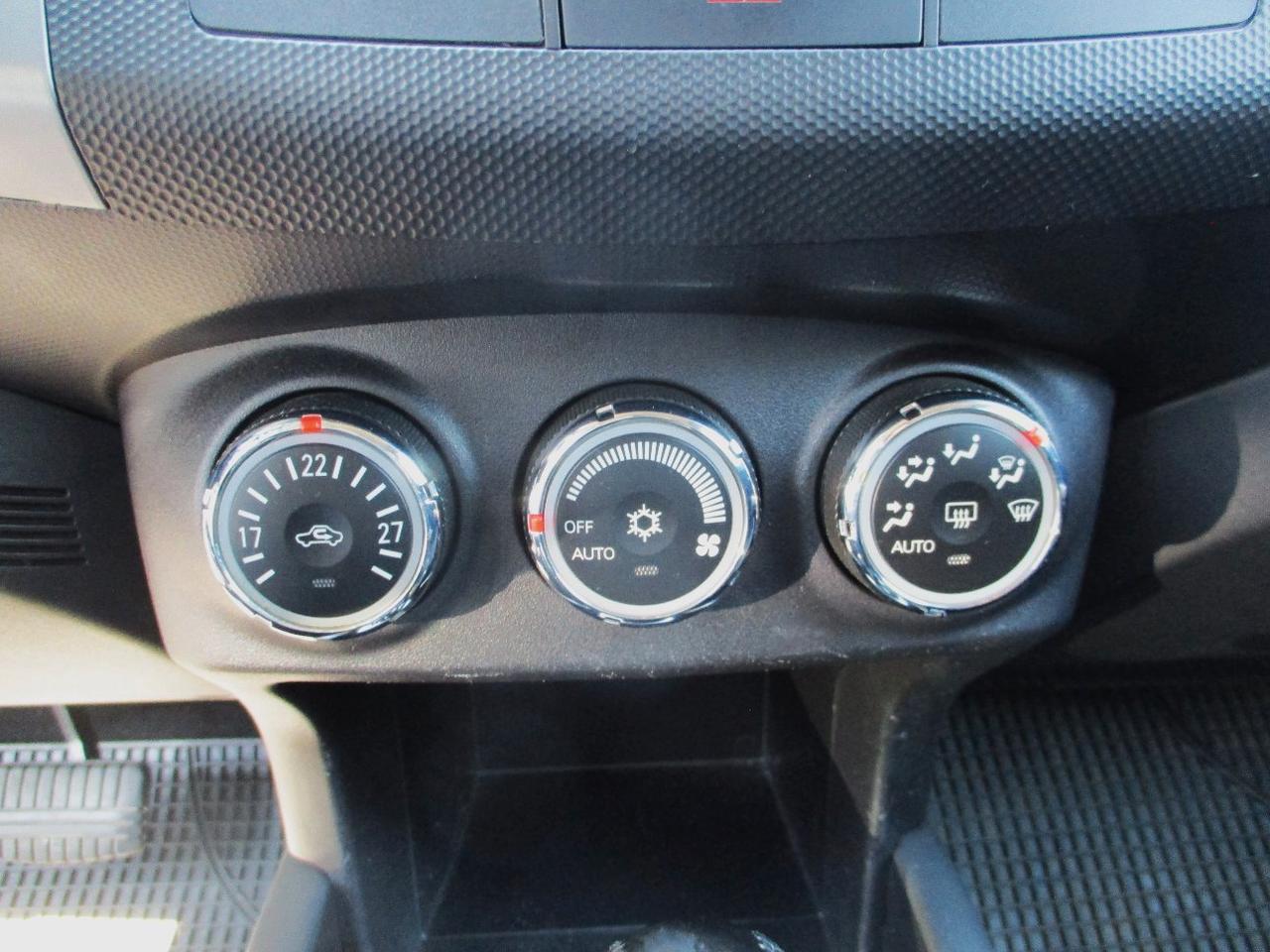 Mitsubishi Outlander 2.2 di-d Instyle 7P tc-sst - Camera/4Stagioni