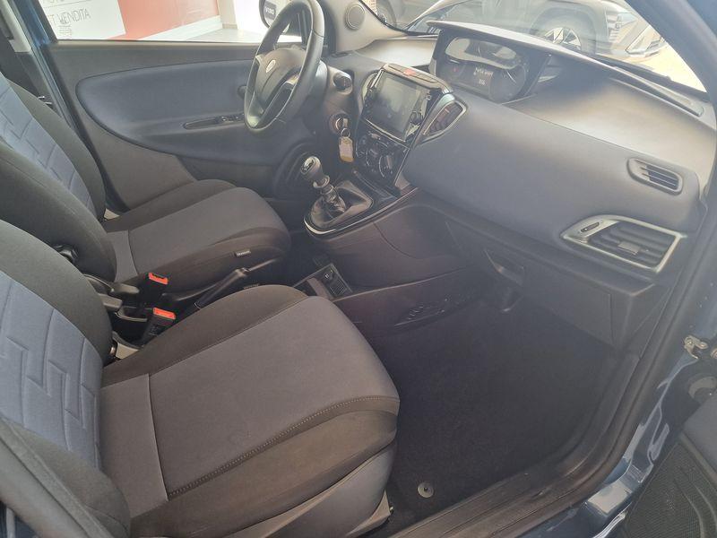 LANCIA Ypsilon III 2021 - Ypsilon 1.0 firefly hybrid Platino s&s 70cv