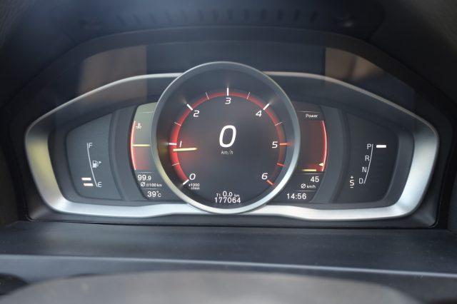 VOLVO V60 D2 Geartronic Automatica Navi Tel USB LED Cockpit