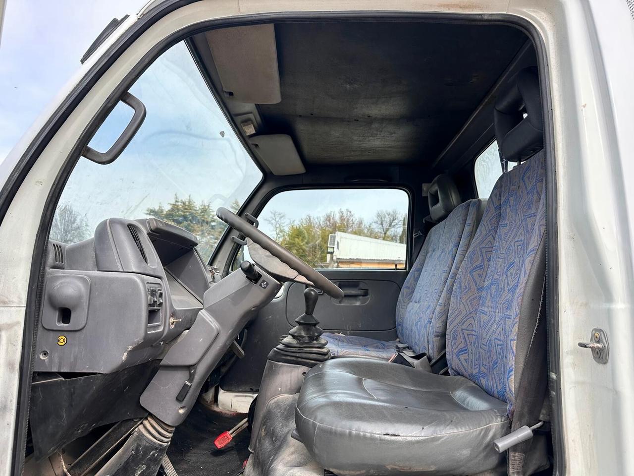 Nissan Cabstar Cabstar-E 110.35 3.0 Tdi PM-RG Cab. L