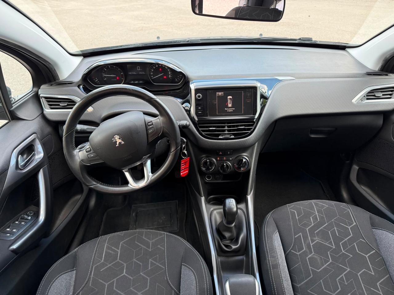 Peugeot 2008 PureTech 82 Allure