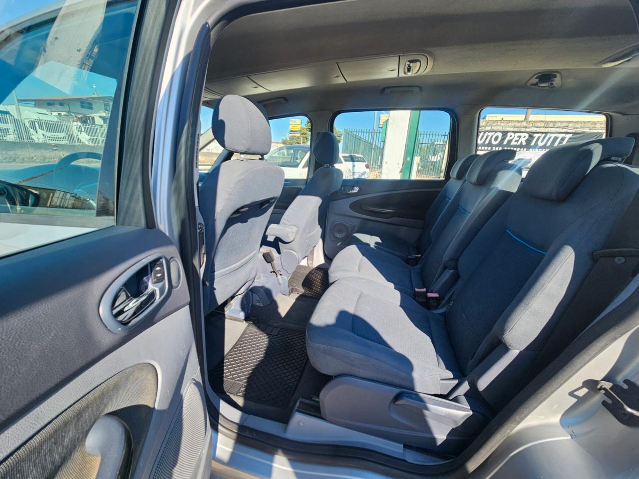 Ford Galaxy 1.8 TDCi 125 CV 7 POSTI