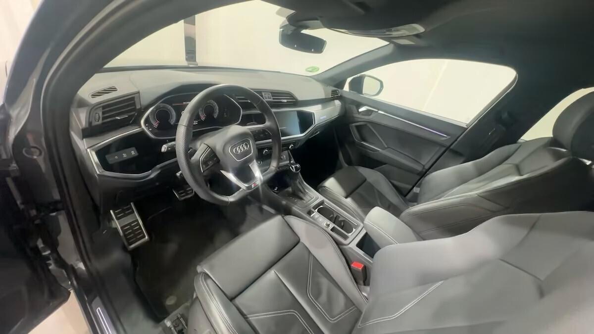 Audi Q3 SPB 35 TDI S tronic Identity Black