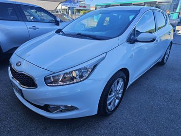 Kia Ceed cee'd 1.4 CVVT 5 porte Cool