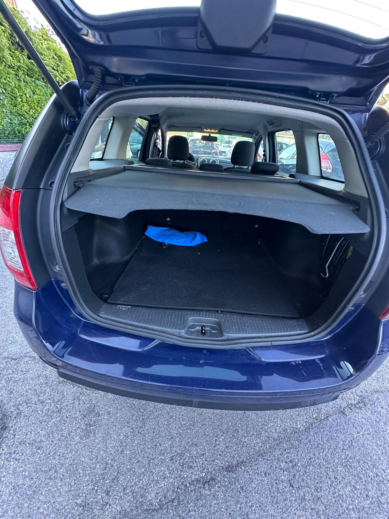 Dacia Logan MCV 1.5 dCi 8V 90CV Lauréate