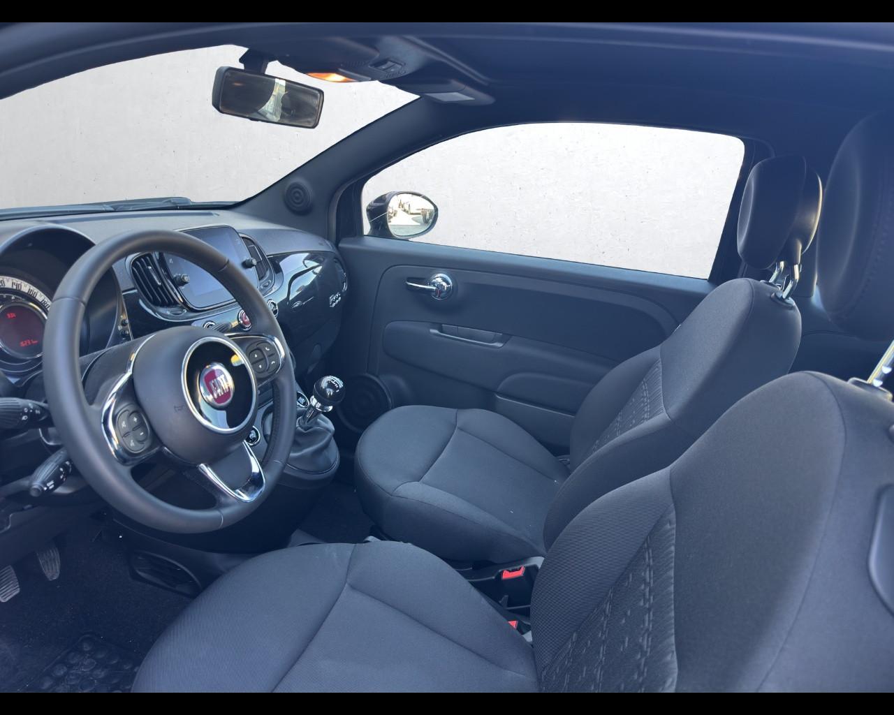 FIAT 500 (2015-2024) - 500 C 1.0 Hybrid Dolcevita