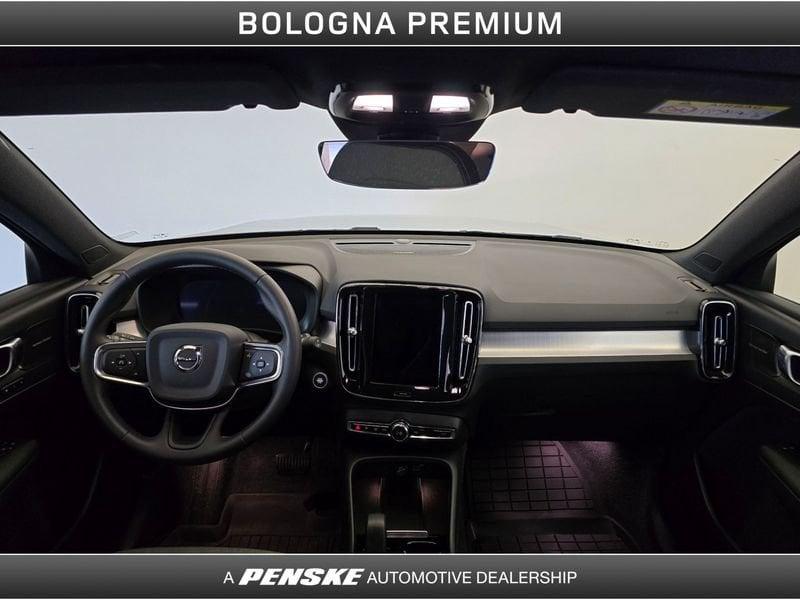 Volvo XC40 B3 automatico Plus Dark