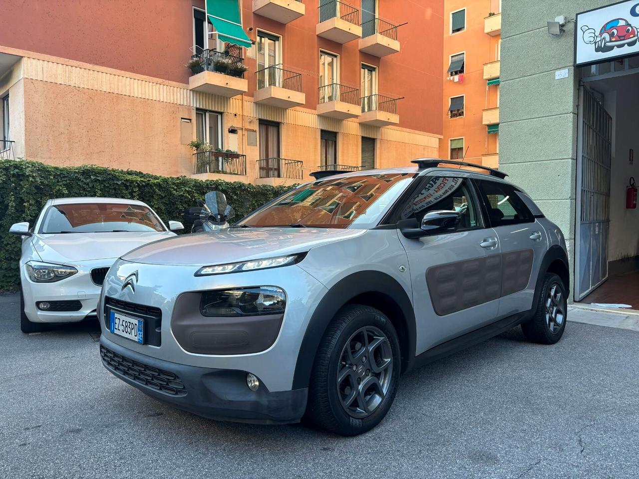 Citroen C4 Cactus BlueHDi 100 S&S Shine