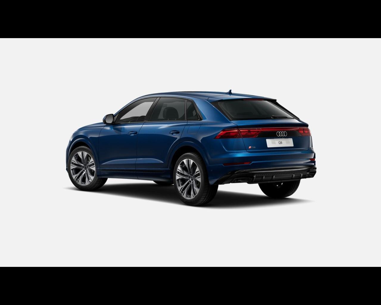 AUDI Audi Q8 SUV 55 TFSI e quattro 290(394) kW(CV) tiptronic