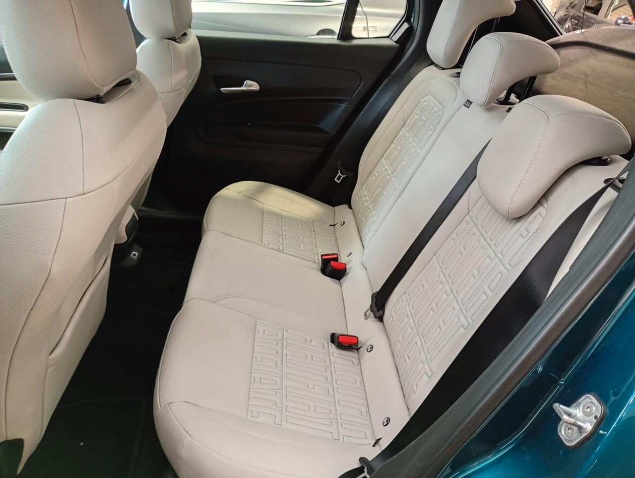 FIAT 600 HYBRID 136CV AUTOMATICA LA PRIMA – 23.000 KM – FULL OPTIONAL