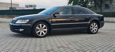 Volkswagen Phaeton 3.0/240 V6 TDI DPF 4mot. tip. 5 posti