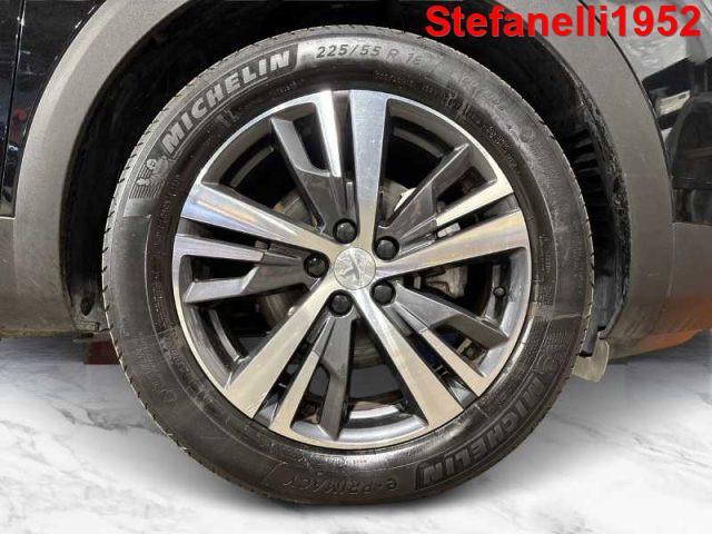 PEUGEOT 5008 II 2021 - 1.5 bluehdi Allure Pack s&s 130cv eat8