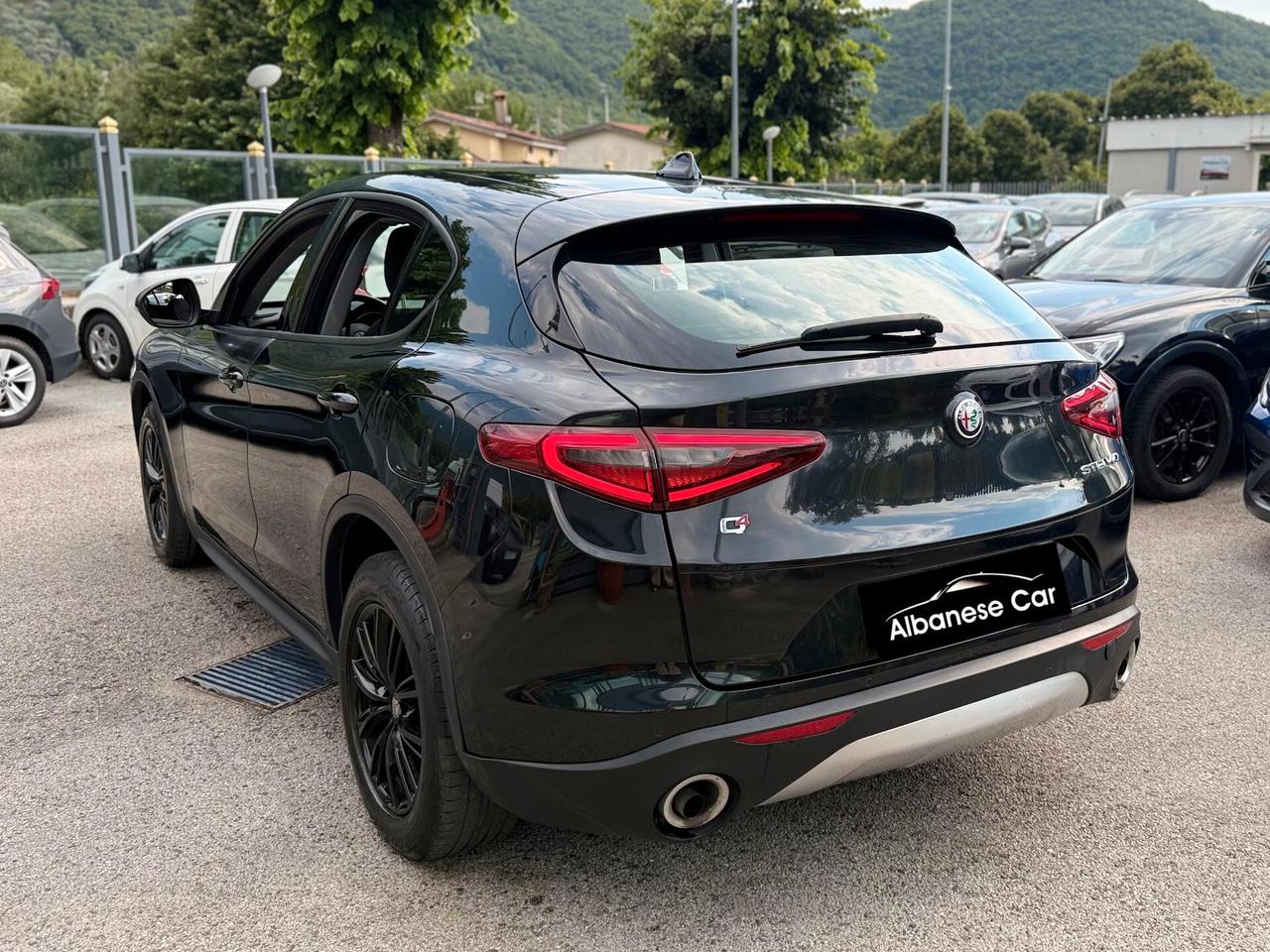 Alfa Romeo Stelvio 2.2 Turbodiesel 180 CV AT8 Q4 Business