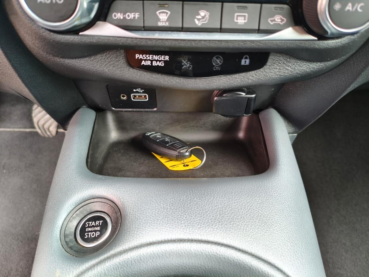 Nissan Juke 1.0 DIG-T 114 CV N-Connecta