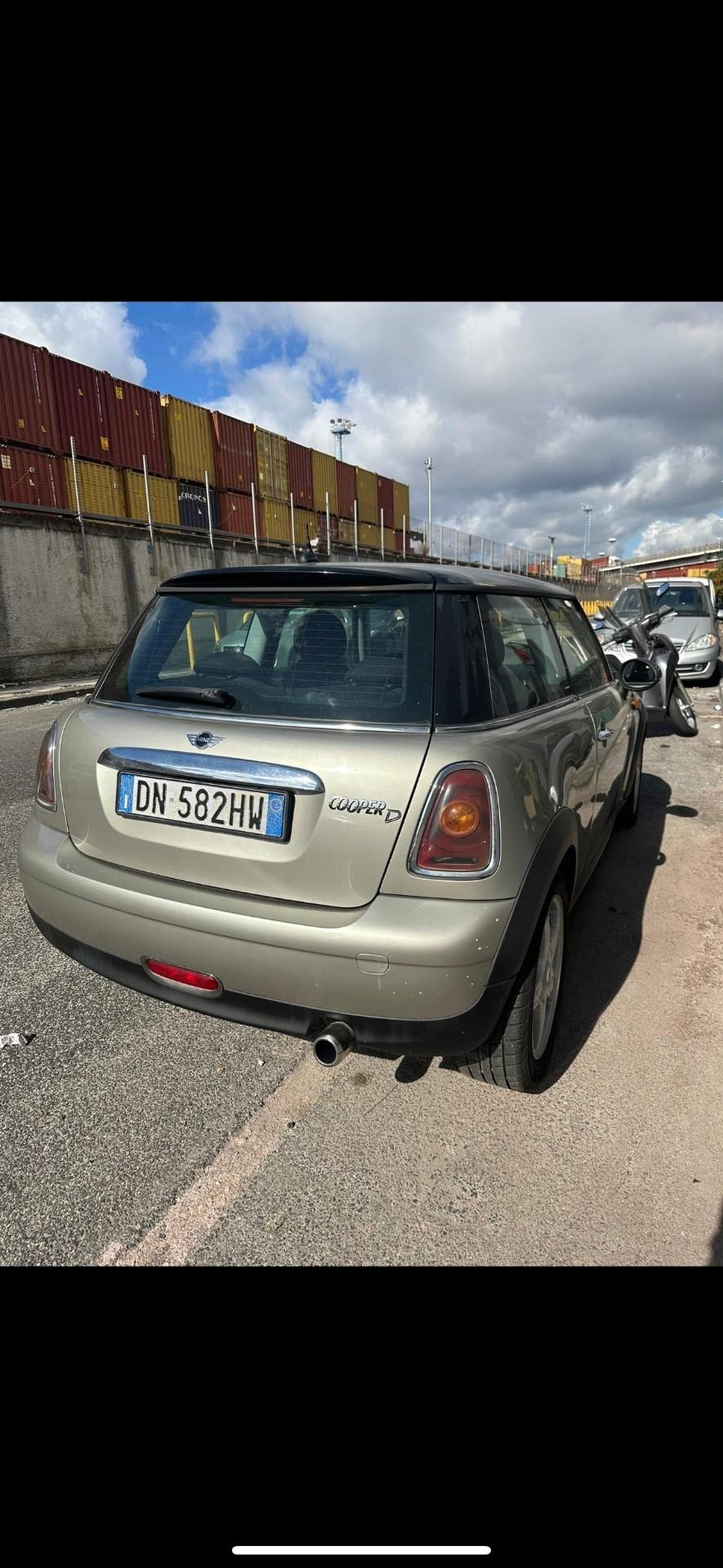 Mini 1.6 16V Cooper D Chili automatica