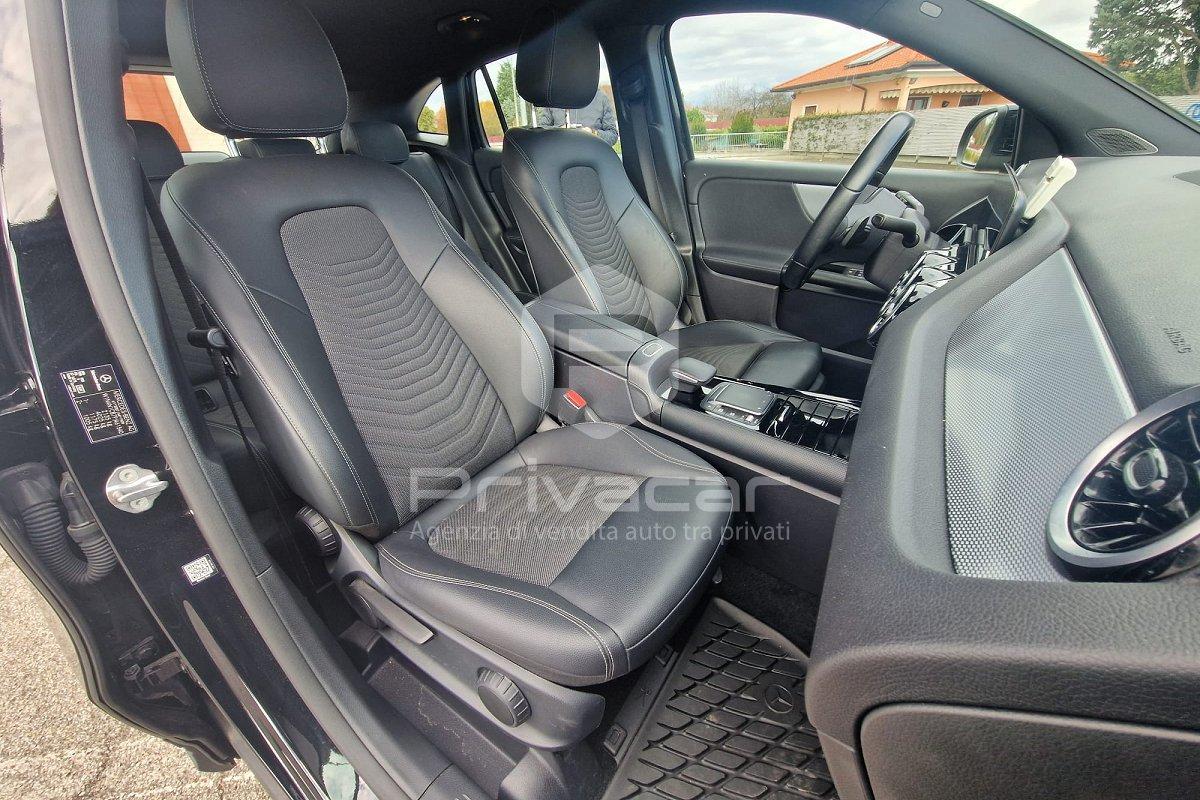 MERCEDES GLA 200 d Automatic Sport