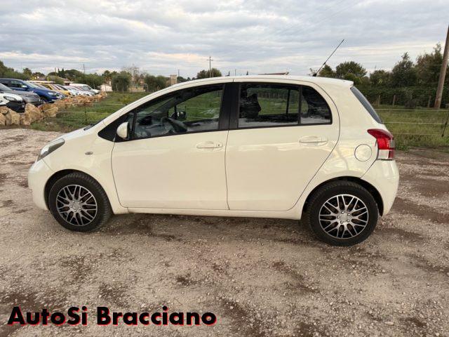 TOYOTA Yaris 1.3 5 porte Sol