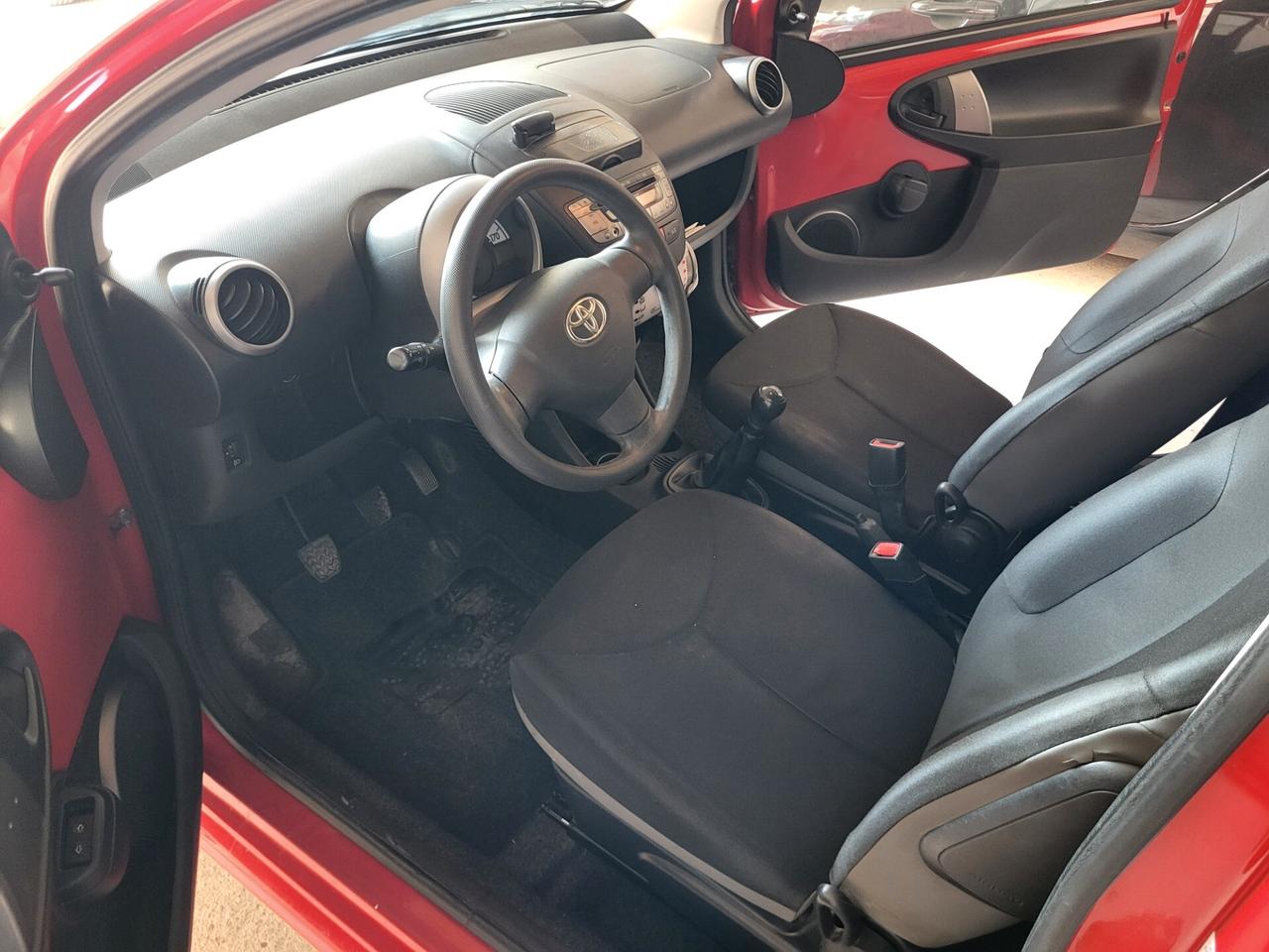 Toyota Aygo 1.0 12V VVT-i 3 porte Active Connect
