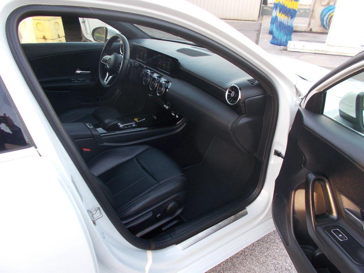 MERCEDES - Classe A - A 200 d Automatic Business