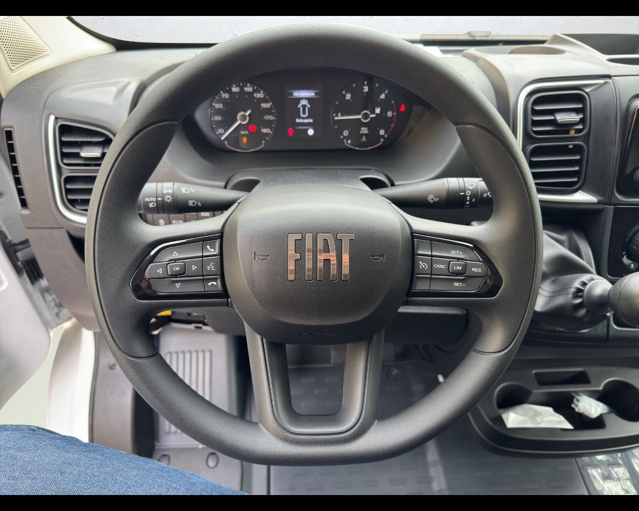 FIAT Ducato Serie 2 Stock My25 Furgone Lastrato 35q Lh2 140cv 2.2 Multijet 3 E
