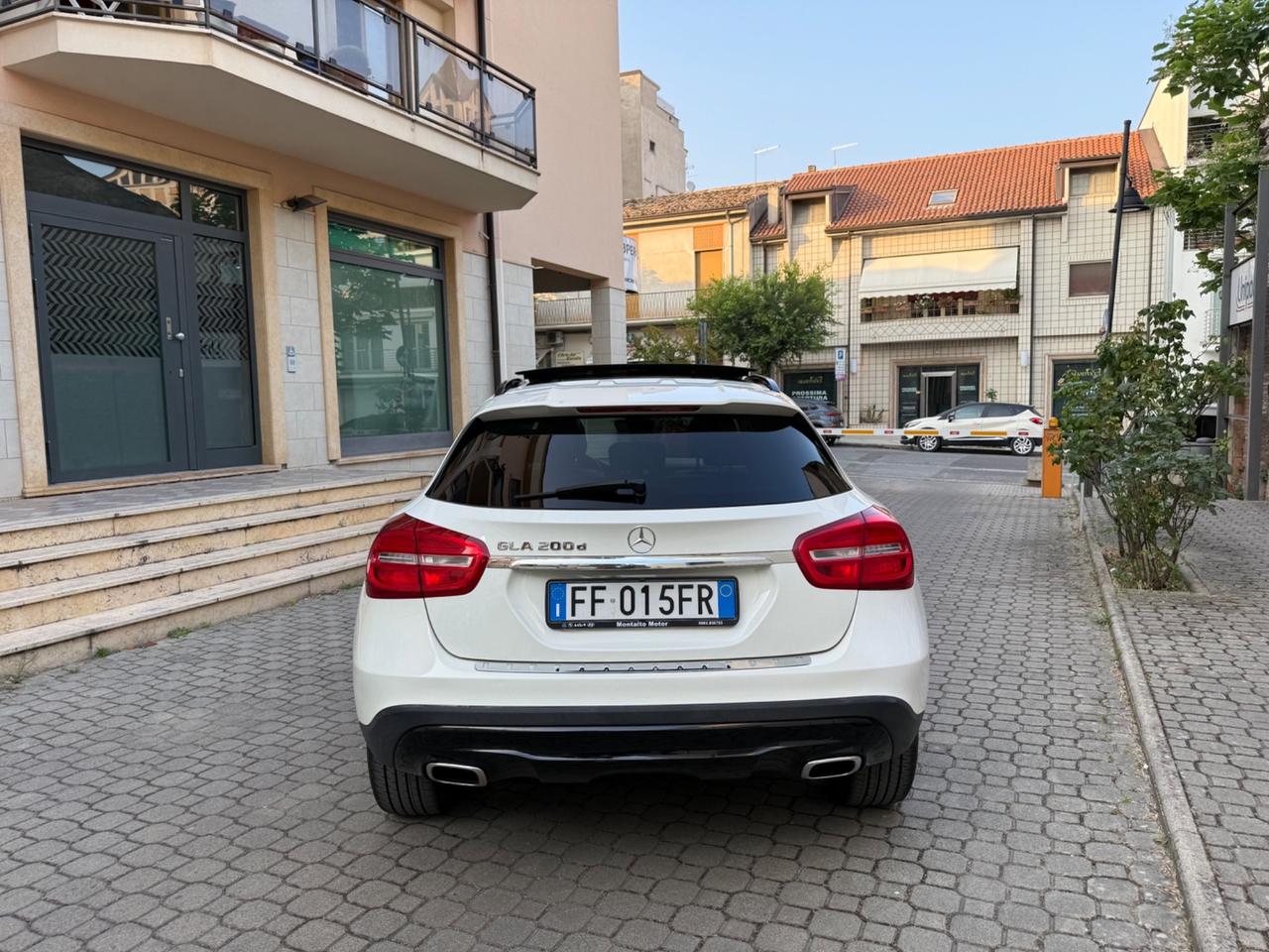Mercedes-benz GLA 200 GLA 200 d Automatic Enduro Activity