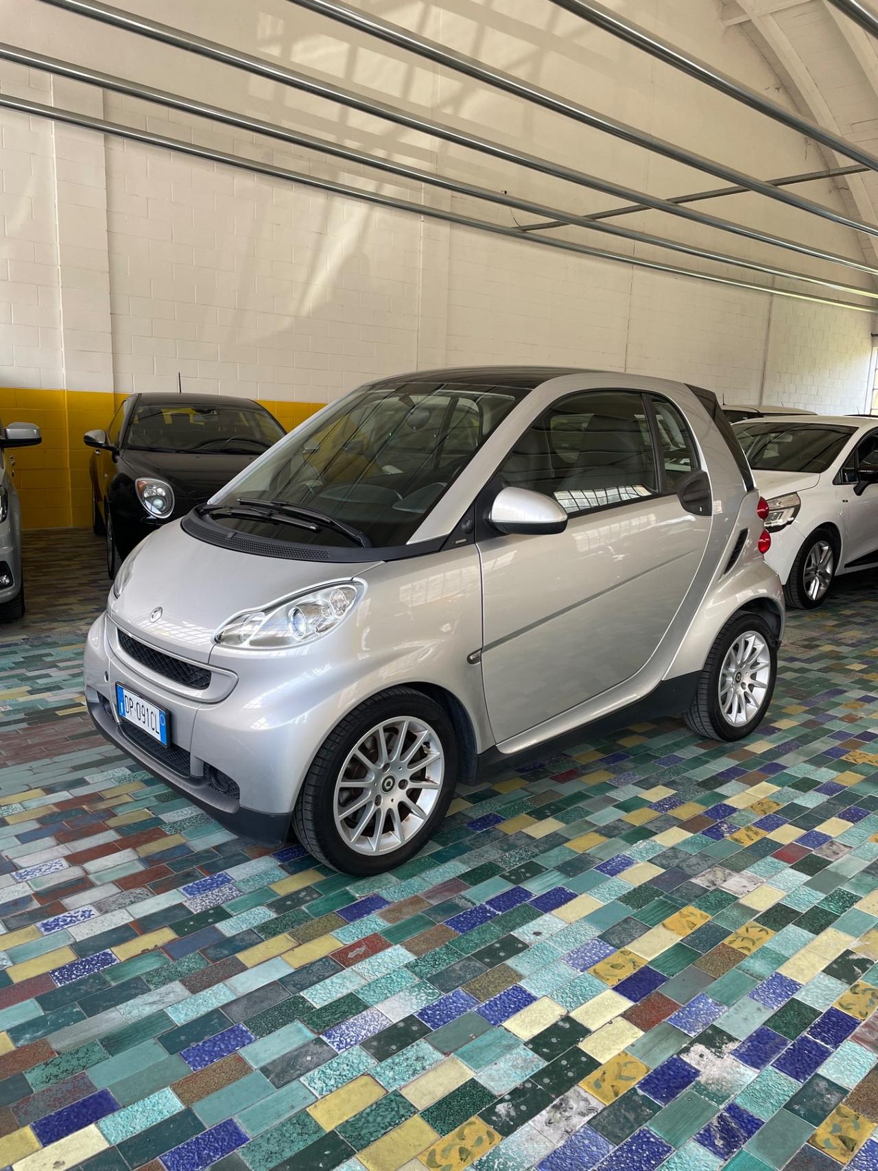 Smart ForTwo 1000 52 kW coupé passion