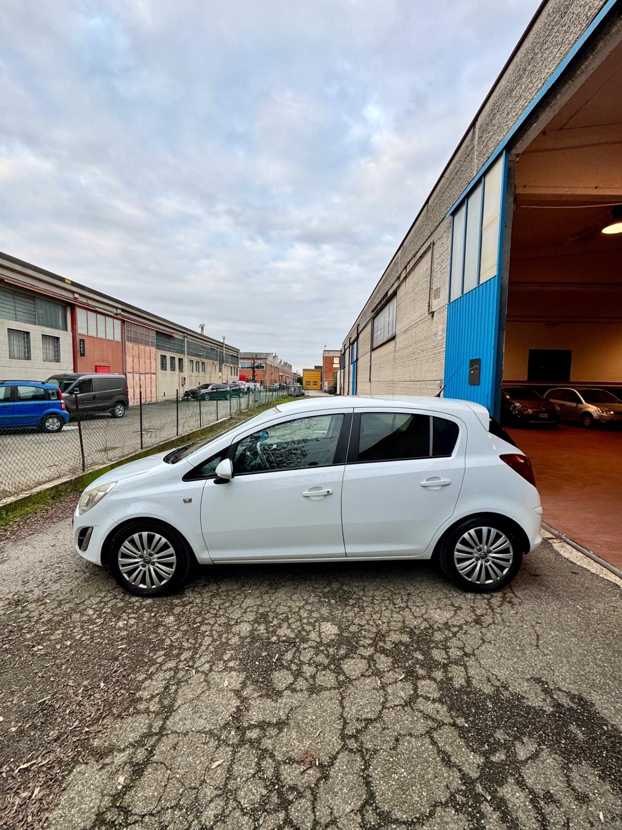 Opel Corsa 1.2 85CV 5 porte GPL-TECH Elective