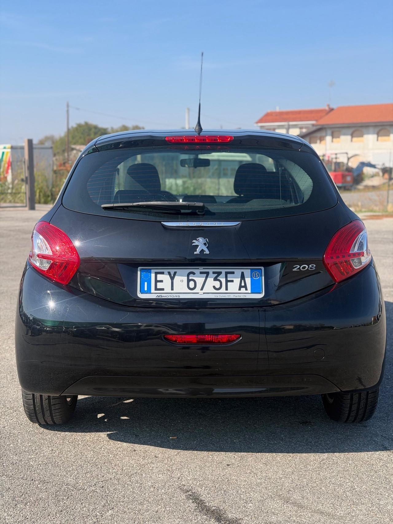 Peugeot 208 GARANZIA 12 MESI