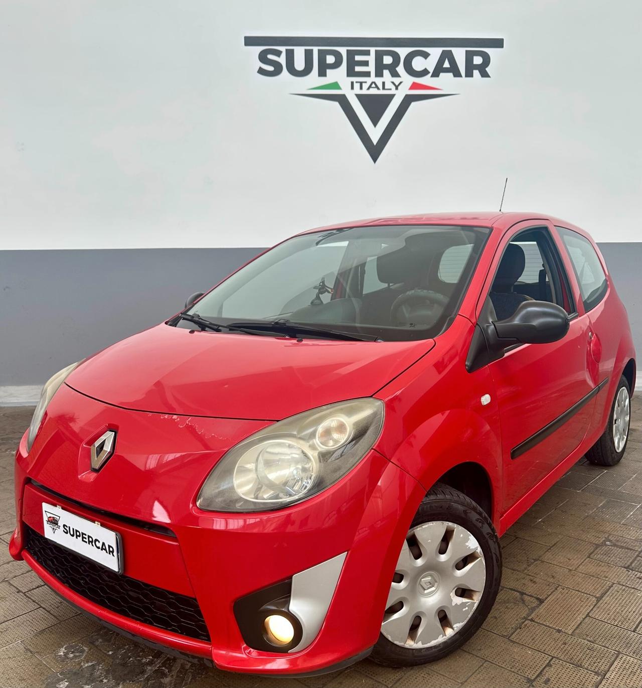 Renault Twingo 1.2 Benz, Euro 4, guidabile da neopat, buoni condi