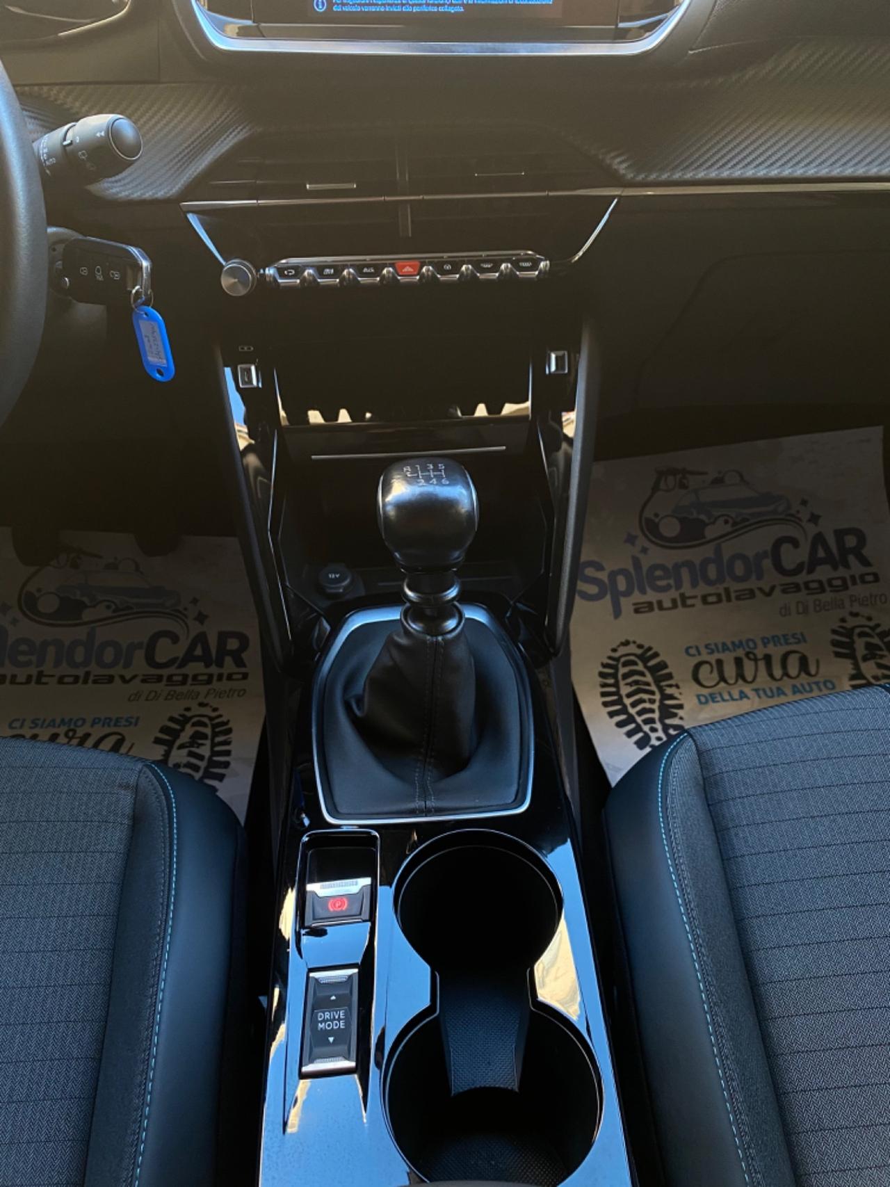 Peugeot 2008 PureTech 100 S&S Allure Pack