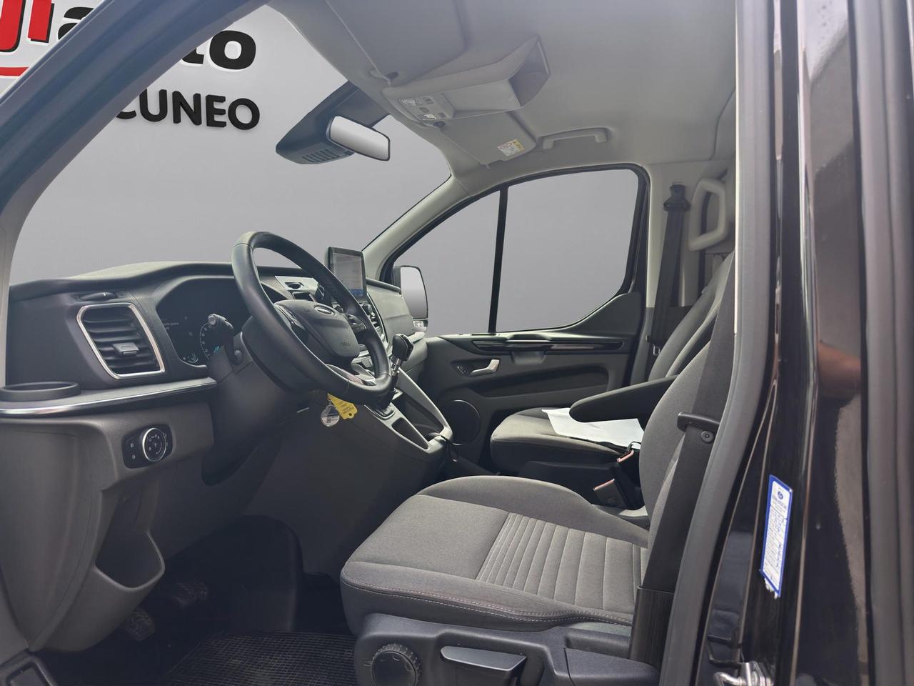 Ford Tourneo Custom 320 2.0 tdci MHEV 130cv Trend