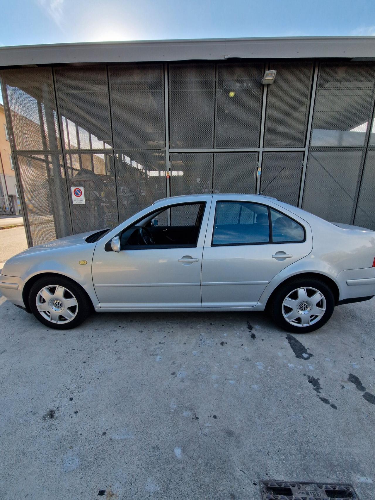 Volkswagen Bora 1.8 20V 4x3 125CV