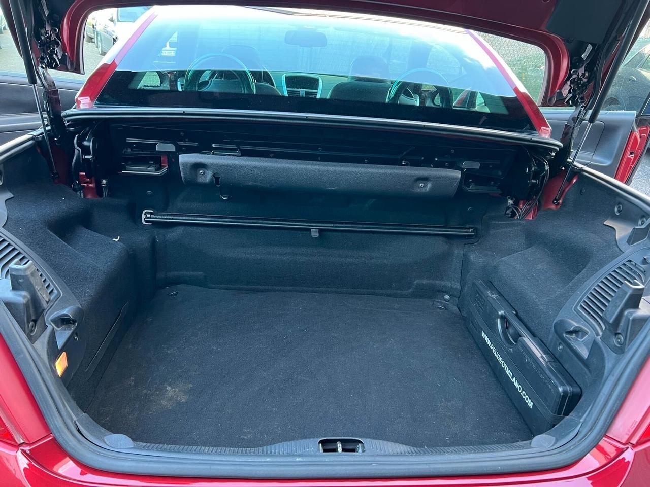 Peugeot 207 1.6 VTi 120CV CC Féline