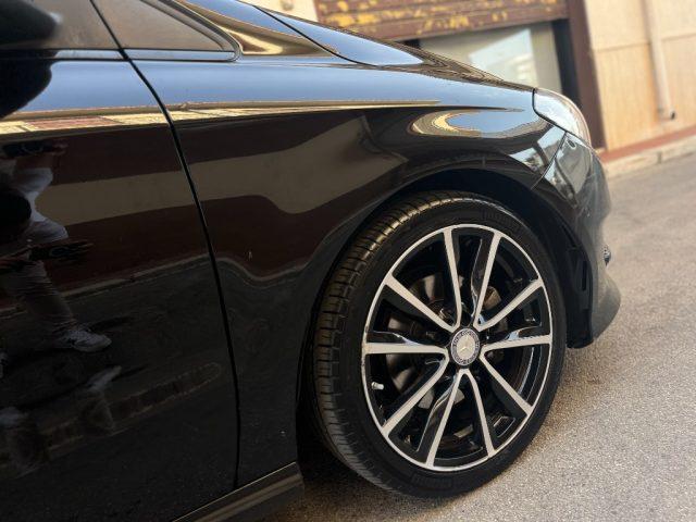 MERCEDES-BENZ B 200 d 136Cv Sport