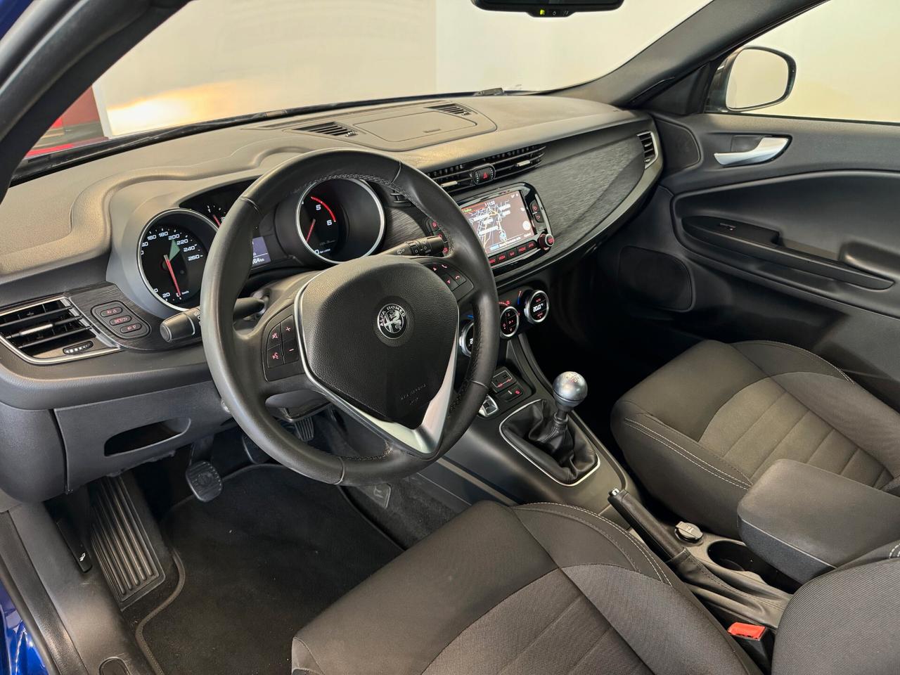 Alfa Romeo Giulietta 1.6 JTDm 120 CV B-Tech SPORT 53.000 KM