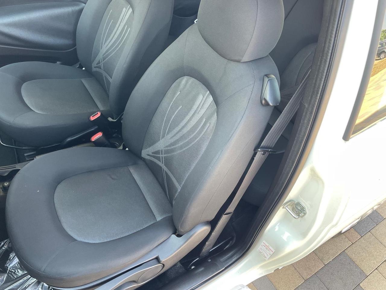 Lancia Ypsilon 1.2 69 CV Platinum