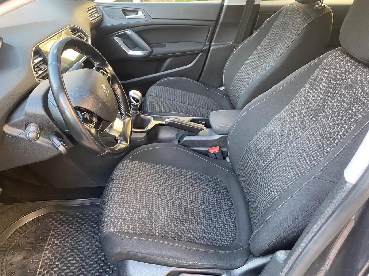 Peugeot 308 BlueHDi 130 S&S SW Active