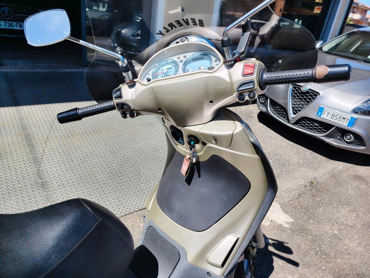 Piaggio Beverly 500