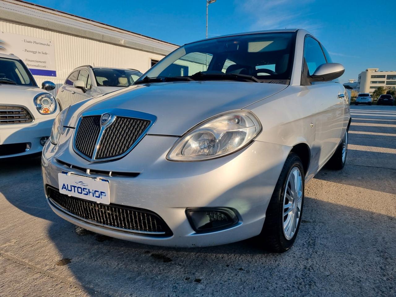 Lancia Ypsilon 1.2 Argento