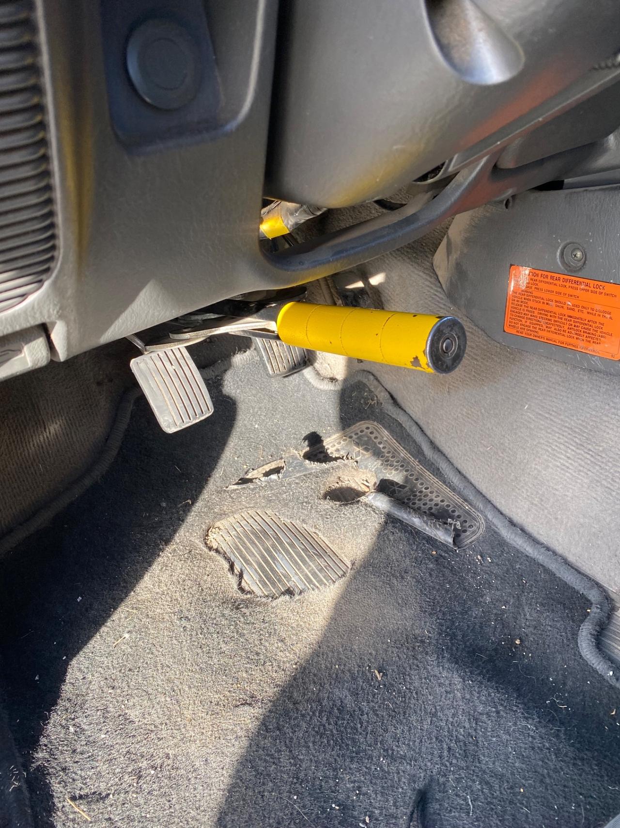 Mitsubishi L200 2.5 TDI 4WD Club Cab Pick-up GLS