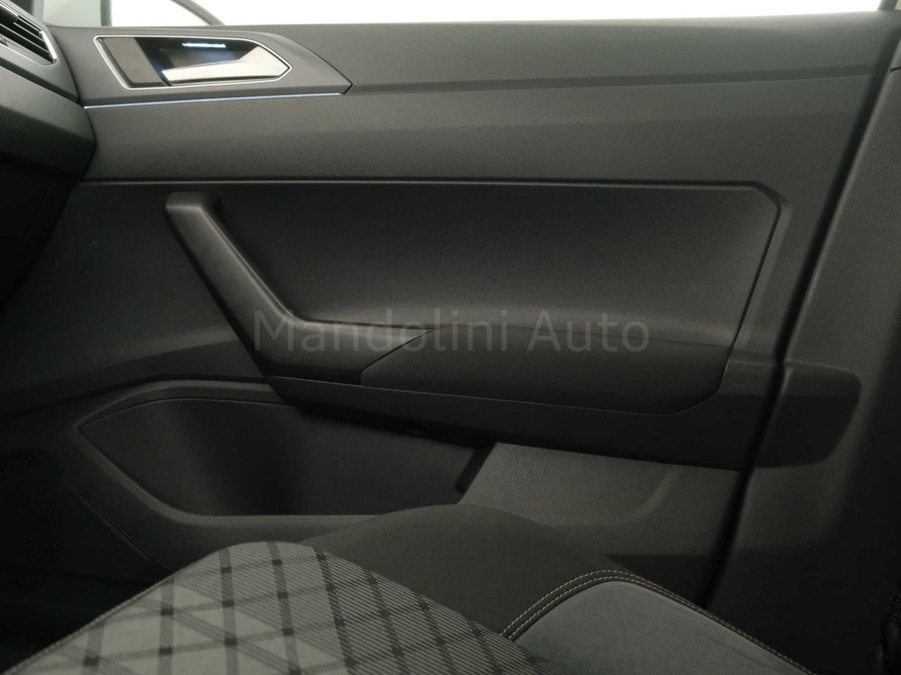 Volkswagen Polo 1.0 tsi 95cv r line