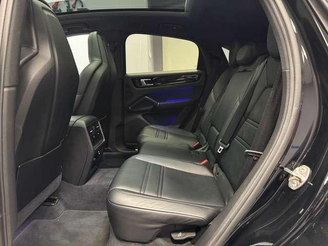 Porsche Cayenne Coupe 3.0 e-hybrid CHRONO-360-PASM-SPORT DESIGN